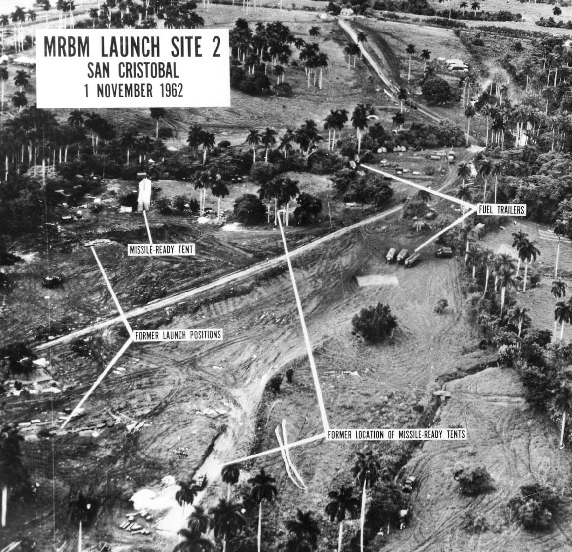 Fotografia aérea americana da base de mísseis nº 2 de San Cristóbal, Cuba, 1º de novembro de 1962 · see above · 1962-11-01