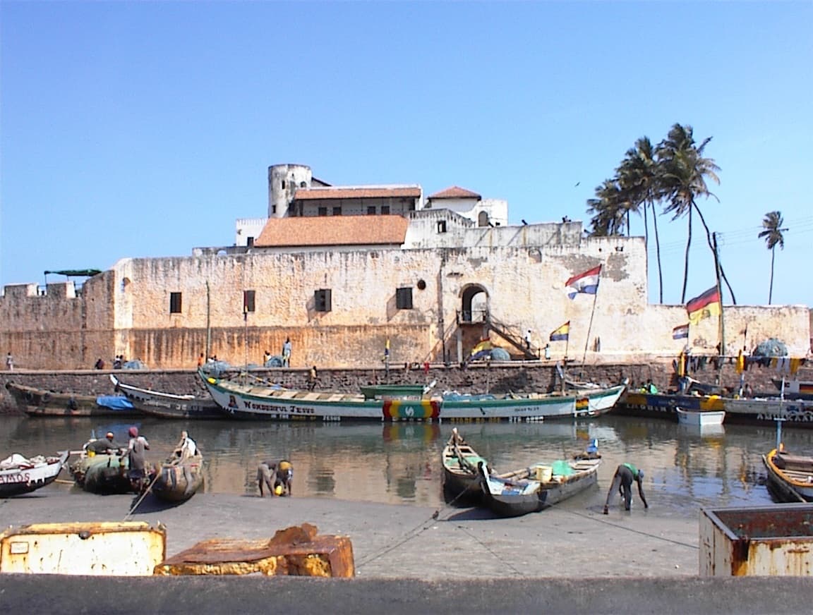 O castelo de Elmina, em Gana · Dave Ley · Autumn 2003