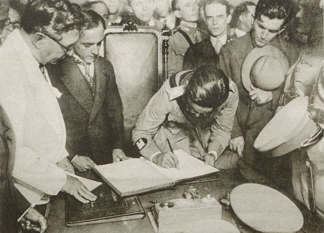 Juracy Magalhães assina como representante de Juarez Távora · Unknown author Unknown author · 1930-11