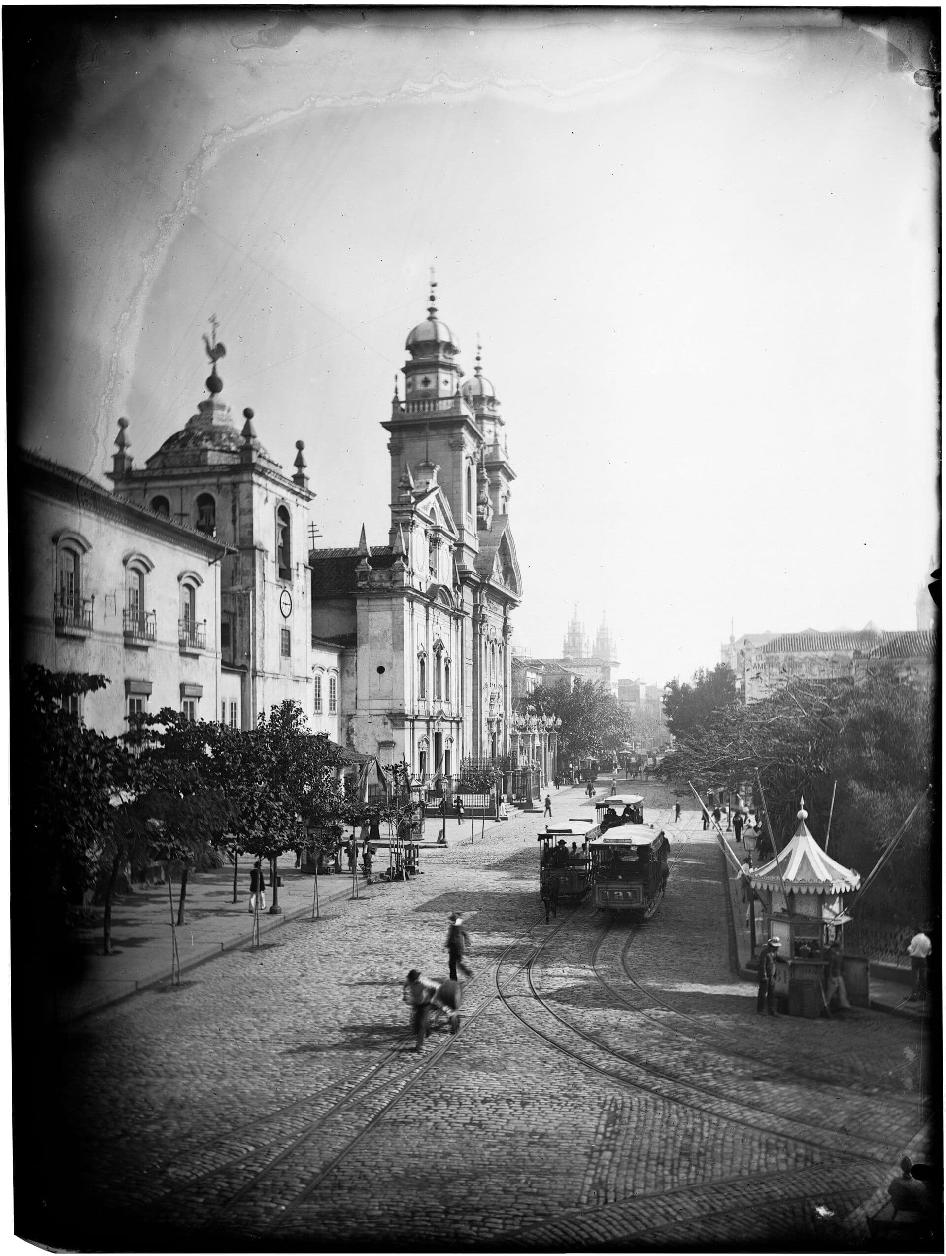 Rua Primeiro de Março, por volta de 1890 · Núcleo de digitalização / IMS · 1890