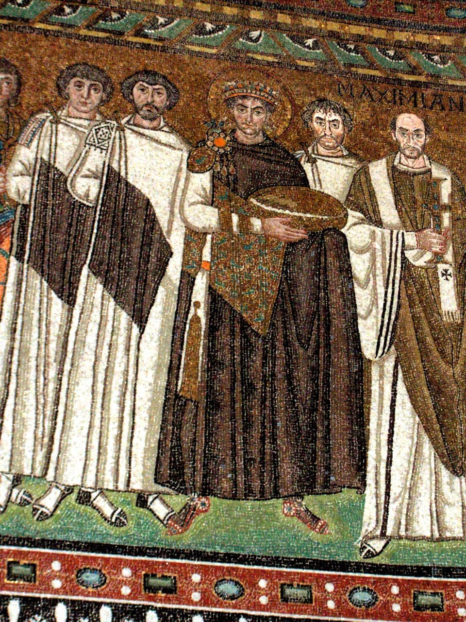 Justiniano e sua corte, mosaico de San Vitale, Ravena · Georges Jansoone · 2006-04-05